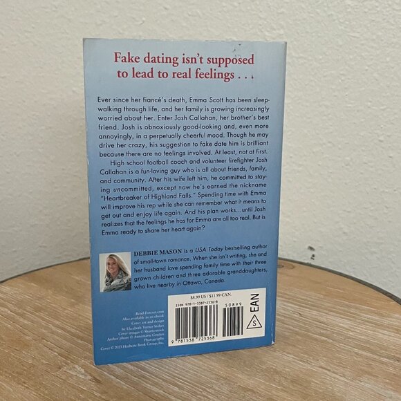 Debbie Mason Reunited on Sugar Maple Road, Book 6 in the Highland Falls series - Picture 2 of 3